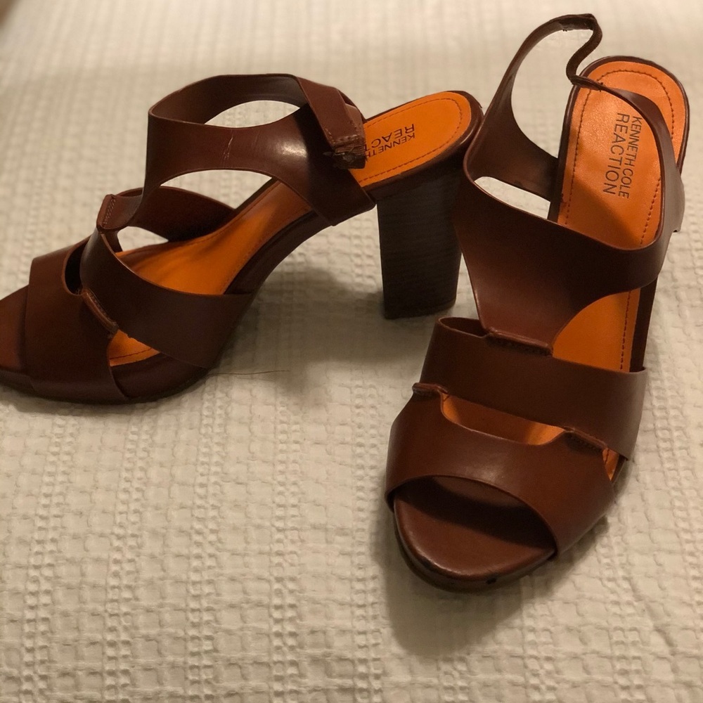 Kenneth Cole Brown Heels